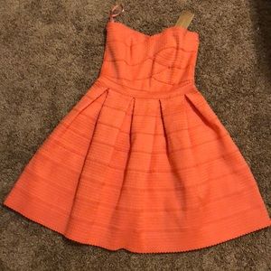 GORGEOUS Francesca’s Coral Dress!